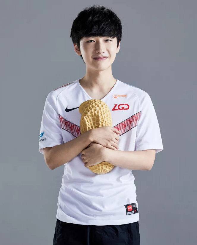 亚奋力反击 亚奋力反击