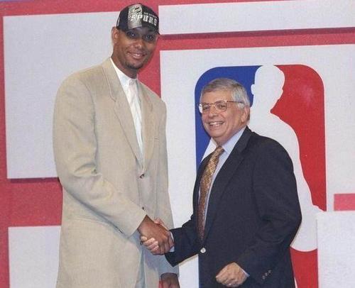 务申报与资 务申报与资